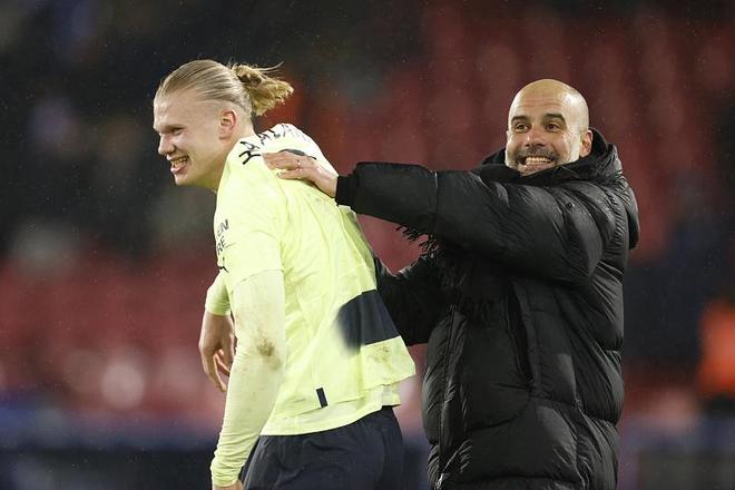 不看好邵佳一执教国足❗详细介绍邵佳一履历❗（邵佳一执教国足前景存疑：生涯履历详解）