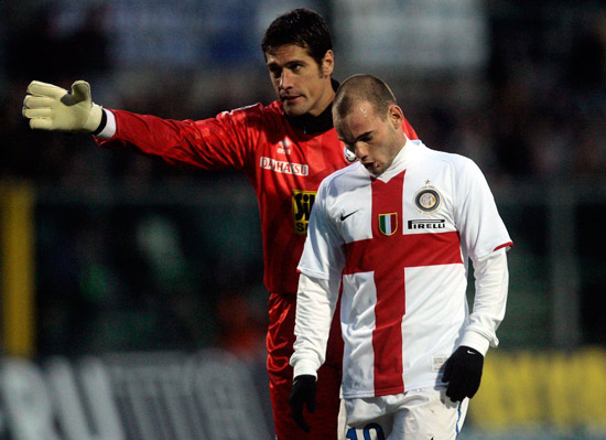 萨拉赫被抛弃？利物浦赢球与他无关 五年未见如此屈辱（萨拉赫被冷落？利物浦赢球无关他事，五年来未有之辱）