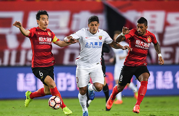 加布里埃尔：不知道明年是否留队，但我愿意留在海港（加布里埃尔：明年去留未定，但我希望继续效力海港）