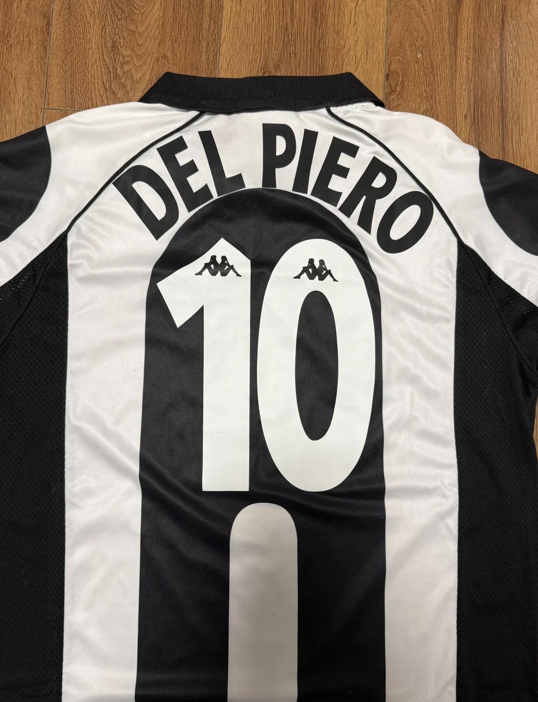 英超历年来圣诞冠军最后获得冠军的情况：（英超历届圣诞榜首球队最终夺冠情况）