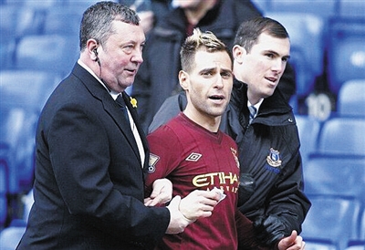 侯永永亮相玉昆新赛季出征仪式 期待展现最好风采（侯永永出席玉昆新赛季出征仪式 盼展现最佳状态）