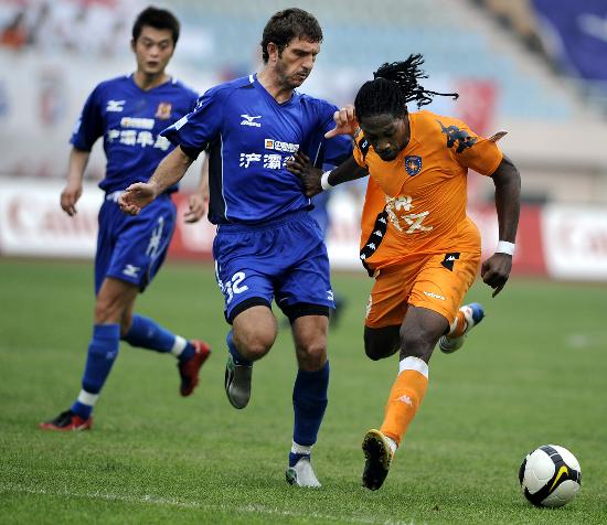 库利巴利：世界杯与法国同组令人期待，眼下专注于非洲杯（库利巴利：期待世界杯同组法国，目前专注非洲杯）