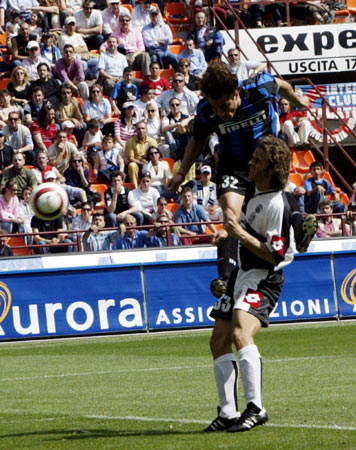 阿诺德或伤缺两个月！皇马赛程：12月欧冠战曼城，明年1月西超杯（阿诺德恐伤停两月！皇马12月欧冠战曼城，明年1月征战西超杯）