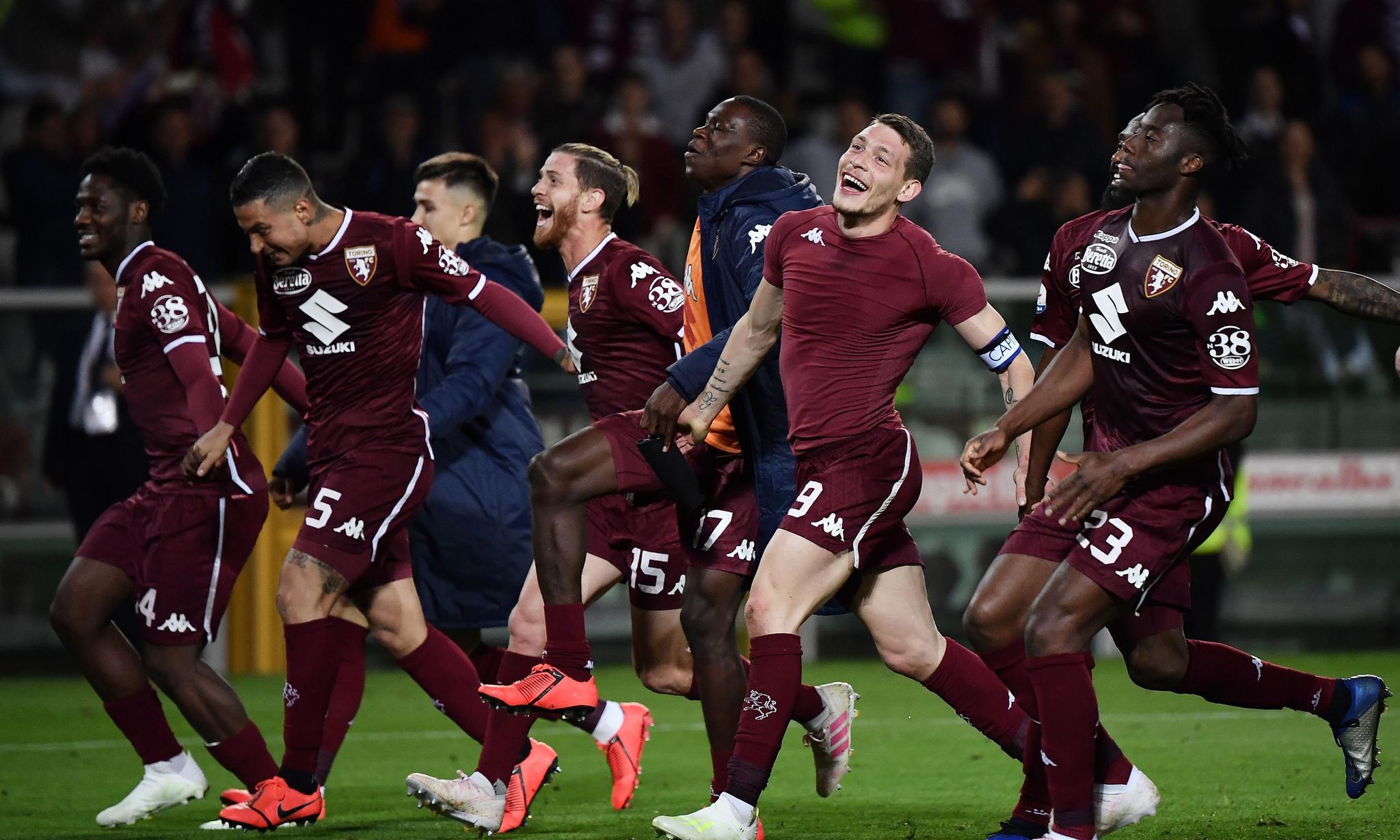 有点尴尬！莫兰特复出首秀20中7空砍21分10助攻（复出首战略显尴尬：莫兰特20投7中砍下21分10助仍难救主）