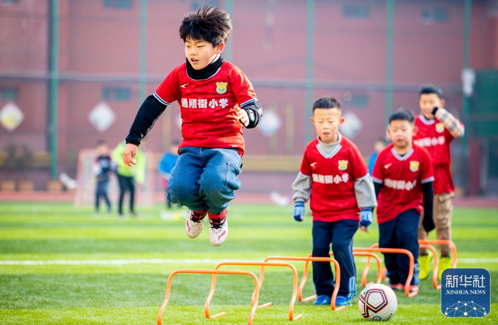 恭喜皇马！新帅7选一，齐达内三进宫，邀克洛普出山，清洗3大毒瘤（皇马喜讯：主帅候选七选一，齐达内或三度上任，盼邀克洛普出山，启动清理三大问题球员）