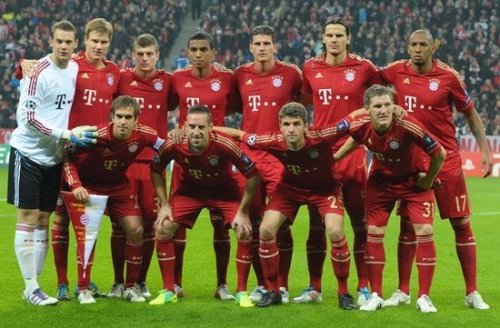 跟队记者：VAR竟然认为米兰对阵帕尔马时的点球是萨56的犯规（队记：VAR认定米兰对帕尔马那粒点球源于萨56犯规）